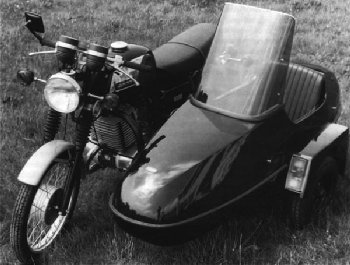 It can be done MZ TS 250/1 and sidecar! (24K)